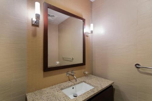 Full Sea View - 2BR w maid's room in Tiara Residence, Palm Jumeirah - Allsopp & Allsopp Full Sea View - 2BR w maid's room in Tiara Residence, Palm Jumeirah - Allsopp & Allsopp