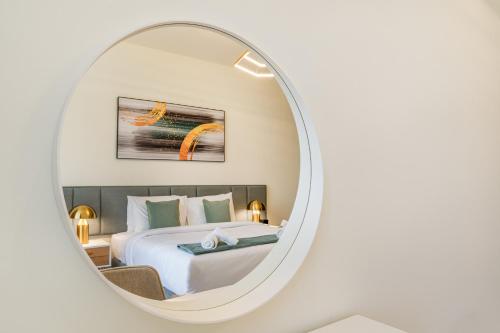 Allsopp & Allsopp - Full Sea View 2-Bedroom with Maid's Room Apartment in Tanzanite Palm Jumeirah - image 13