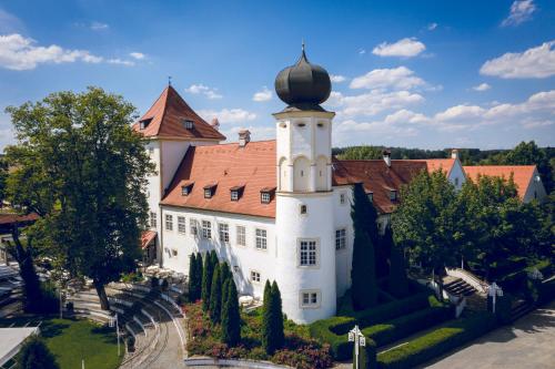 Foto 1: Schlosshotel Neufahrn