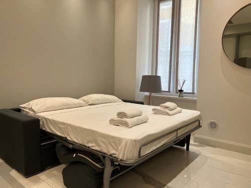  APT Milano-Moscova con terrazzo condiviso, Ferienwohnung in Mailand