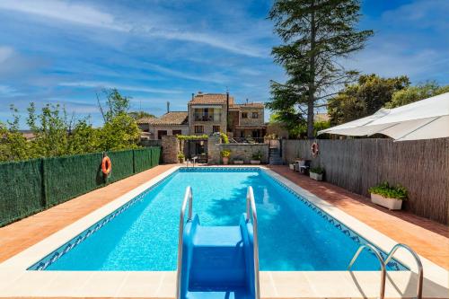 18 Sleeps Private Pool Villa Near Barcelona - image 13