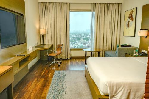 Courtyard by Marriott Gurugram Downtown