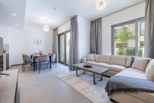 Exclusive Spacious Villa I Garden I Tilal Al Ghaf, Dubaj (zdjęcie 2)