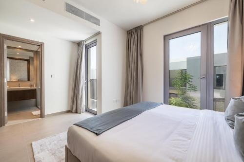 Exclusive Spacious Villa I Garden I Tilal Al Ghaf - image 8