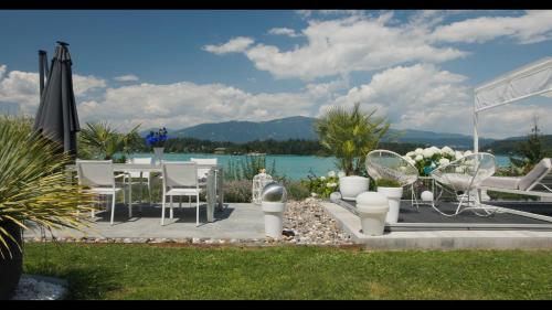 Apartment with Terrace and Lake View 2