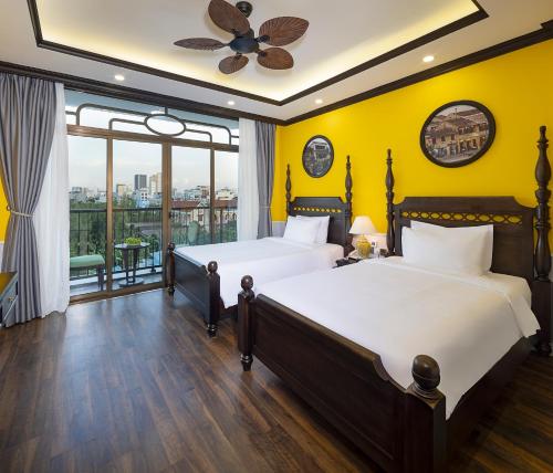 room detail thumbnail 0