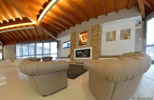 Villa Clore