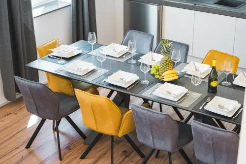 Golden Home with Barbecue, Yoga, Football Table in Sinsheim, Deutschland