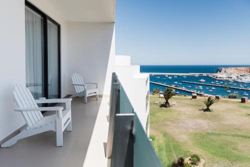 Suite with Garden View