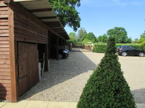 Decoy Barn Fritton - image 8