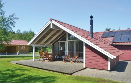 Gorgeous Home In Oksbl With Sauna