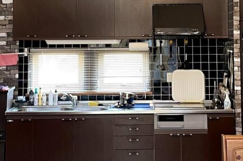 コテージR 広々空間と自然豊かなエリアでRelaxステイ バーベキューセットあり4名様まで同一料金