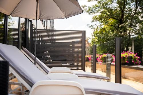 balkon/terras, Hotel Tonanti in Vrnjacka Banja