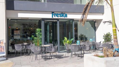 Vista exterior, E1 Suites & Spa aparthotel style - Gym & Spa in Gibraltar