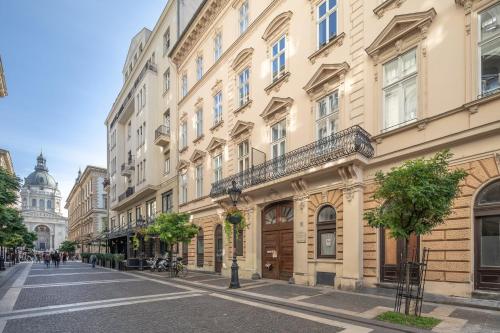 Stylish home - street of the Basilica