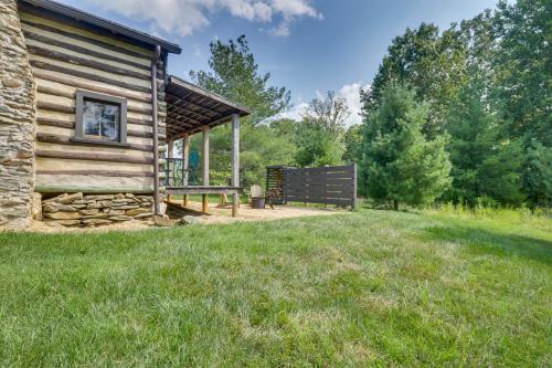 Rustic Baileys Retreat Cabin Near Wineries! Rustic Baileys Retreat Cabin Near Wineries!