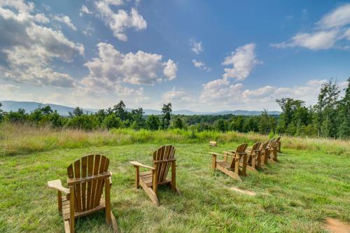 Rustic Baileys Retreat Cabin Near Wineries! Rustic Baileys Retreat Cabin Near Wineries!
