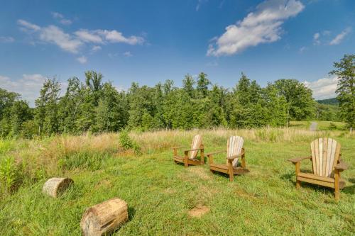 Rustic Baileys Retreat Cabin Near Wineries! Rustic Baileys Retreat Cabin Near Wineries!
