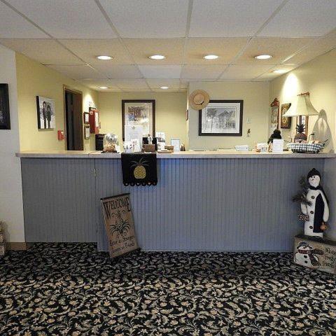 Country Living Inn