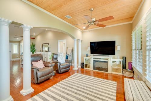 East Palatka Home on St Johns River w/ Boat Dock! in Palatka