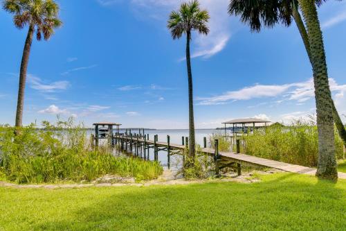 East Palatka Home on St Johns River w/ Boat Dock! in Palatka