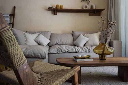 Amazing new House in the jungle Amazing new House in the jungle