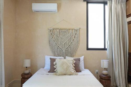 Amazing new House in the jungle Amazing new House in the jungle