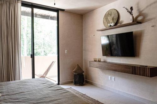 Amazing new House in the jungle Amazing new House in the jungle