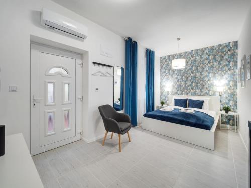 Central and New apartment with AC - main image