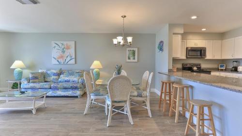 Aegean 204 - Beautiful Beach Front Second Floor Unit at the Aegean detail