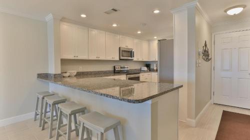 Aegean 305 - Breathtaking Views from this Aegean 3 Bedroom Beach Front Unit, Destin (foto 8)