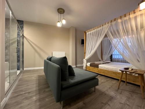 2 double beds