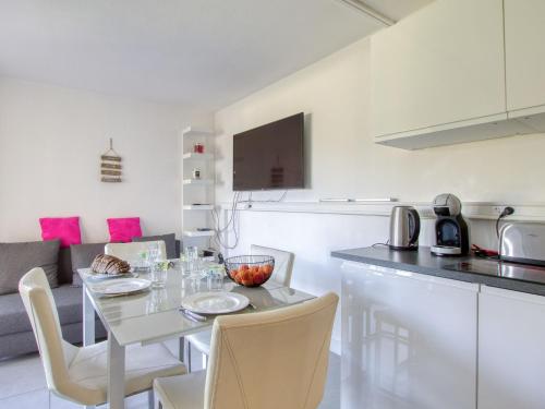 Apartment Jardin D'Azur by Interhome