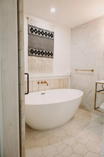 Downtown Studio 3 at Beer Ranch Project Inn in Wimberley, USA