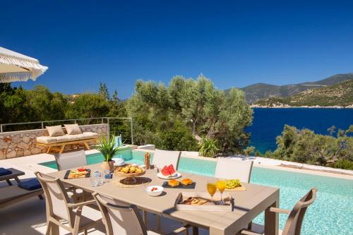 Villa Mironi - Private sea access