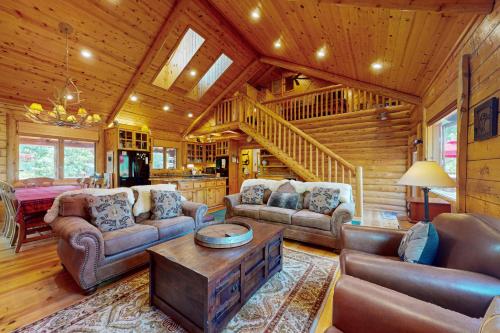 Branchwater Lodge in Big Bear Lake, USA