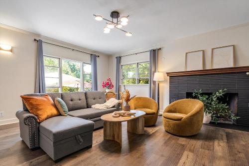 Cinnamon Bear Creekside Inn in Sonoma (CA)