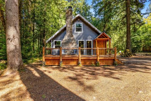 John Lake Lodge, Rhododendron