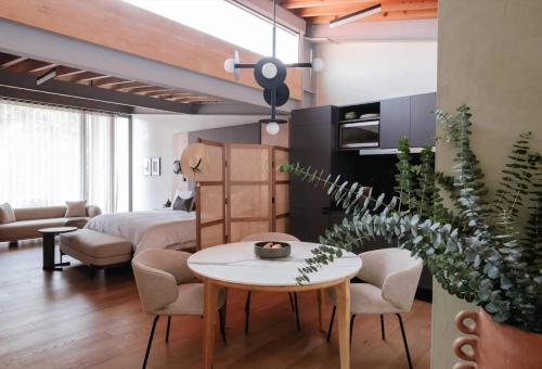 487979271 Colima 71 Art - Community - Hotel