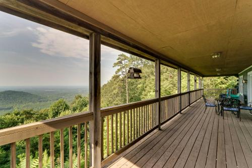 Bring a Pet Bostic Cabin with Mtn Views! in Bostic, USA