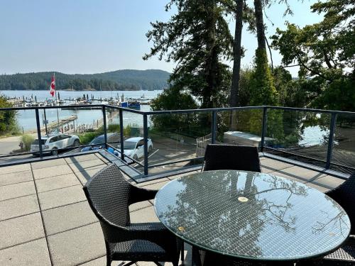 Sooke Oceanview Penthouse - Family Friendly in Sooke (BC)
