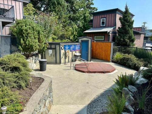 Sooke Oceanview Penthouse - Family Friendly in Sooke (BC)