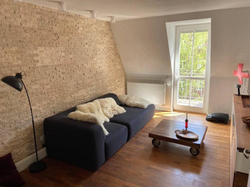 Designer Altbauwohnung mit Balkon