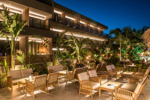 Oasis Hotel - Adults Only - image 12