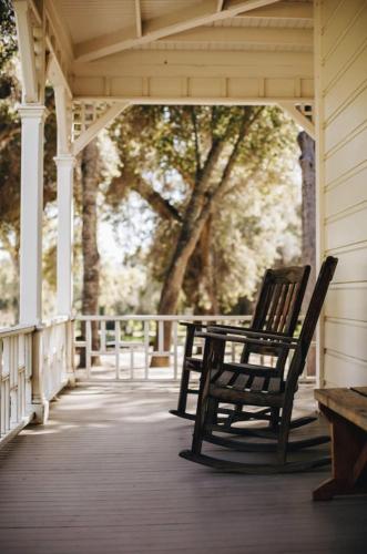 1800s Victorian Home- Halter Ranch in Adelaida