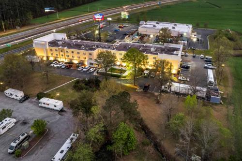 Fairfield Inn by Marriott Lumberton - image 14