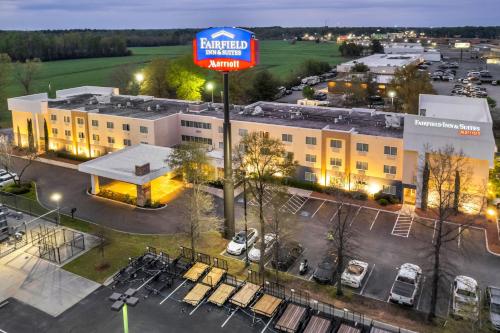 Fairfield Inn by Marriott Lumberton - image 6