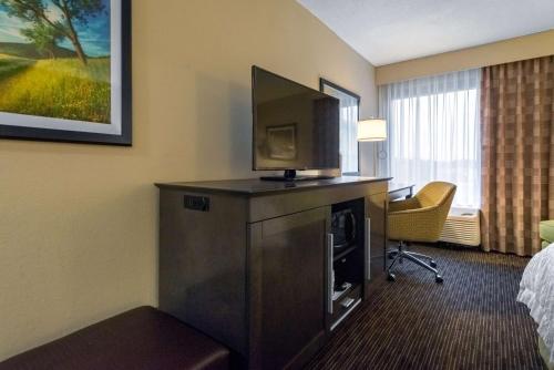 Hampton Inn By Hilton Meridian