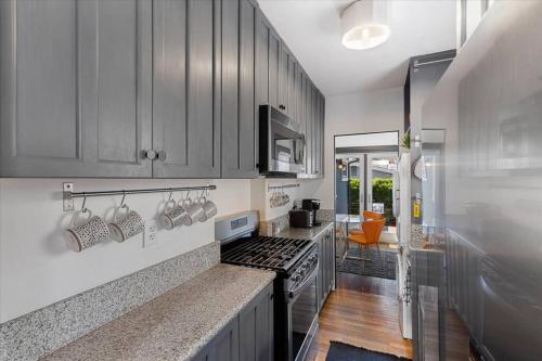 Craftsman Bungalow- University Heights 2BR Home in San Diego, USA