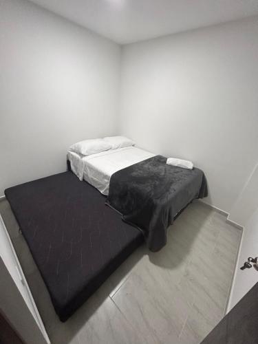 Medellin, elegante y central apartamento, Medellín (foto 8)